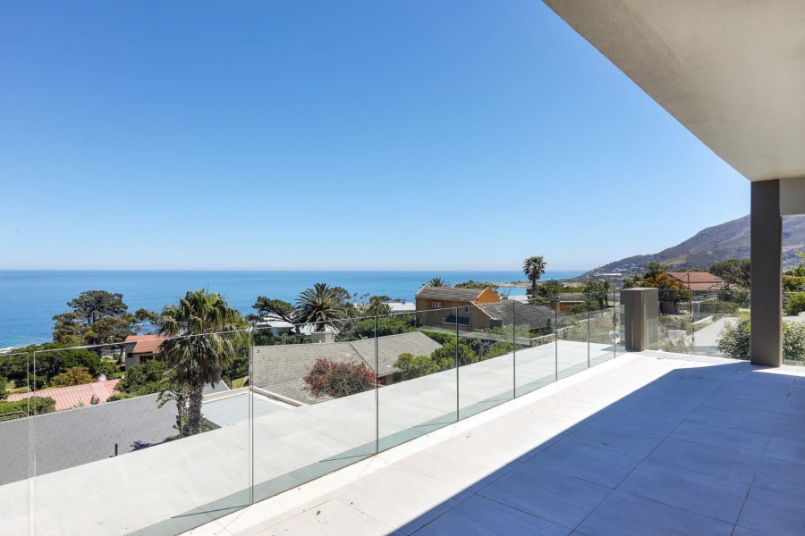 10 Bedroom Property for Sale in Camps Bay Western Cape